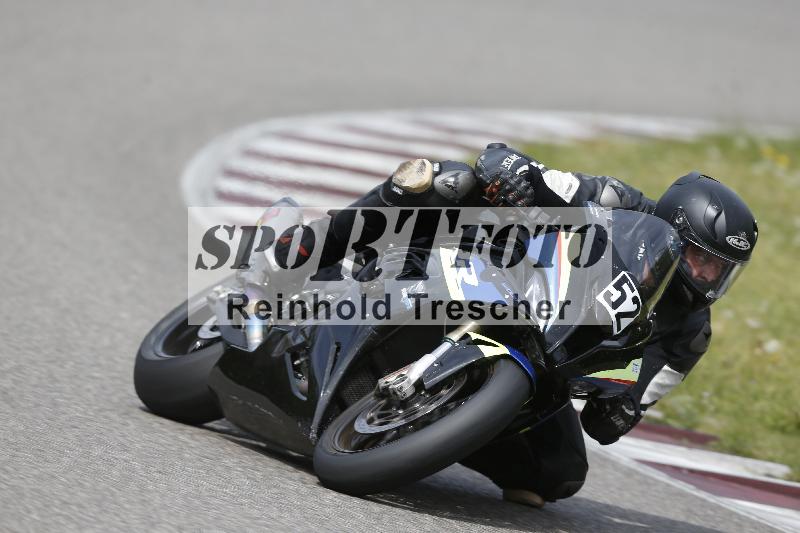 /10 20.04.2026  Pluess Moto Sport ADR/Freies Fahren/52